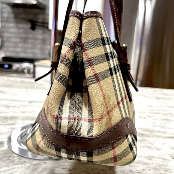 Auth Burberry Haymarket Checked
Coated Canvas With Leather Trim Bag w/ bonus$180 - Picture 12 of 16